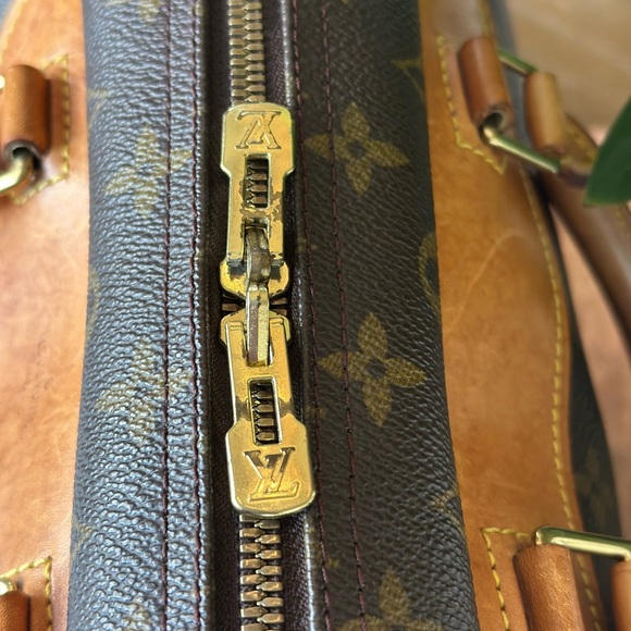 Louis Vuitton monogram Deauville hand bag - Picture 6 of 16